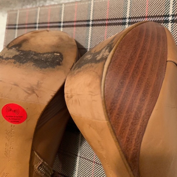 Zara ankle heeled boots, size 6. - Picture 8 of 12